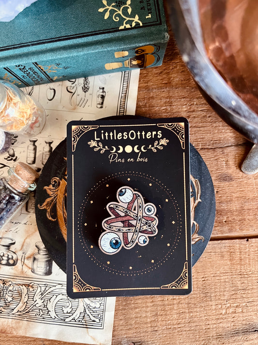 Pin's en bois "Ange Biblique"
