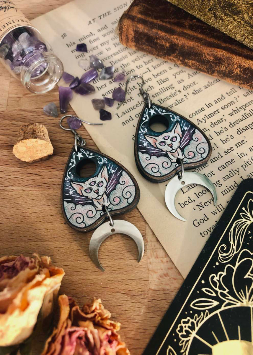 Boucles d'oreilles en bois "Le Pape"